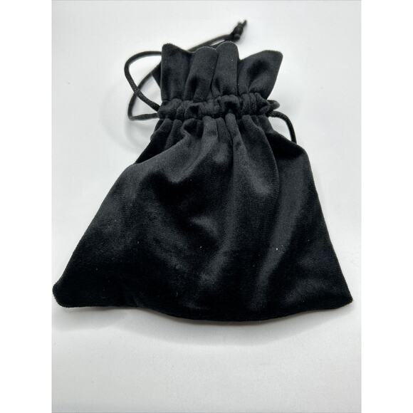 Amber Sceats Emery Cuff Bracelet 24k Gold Plated Sculptural Design NWT - Picture 11 of 13